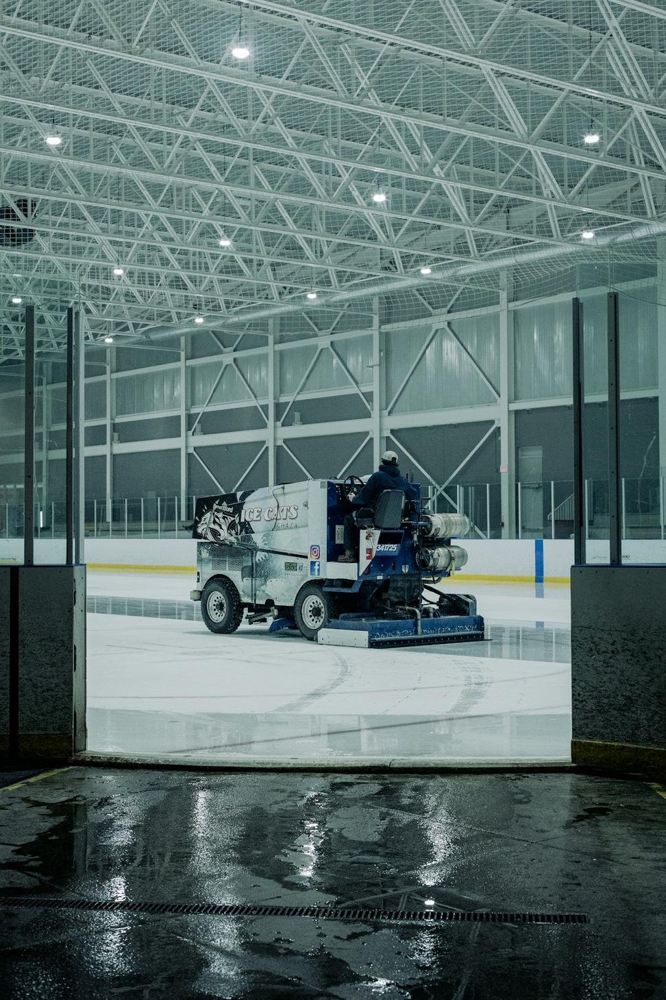 Thunderbolt Ice Arena